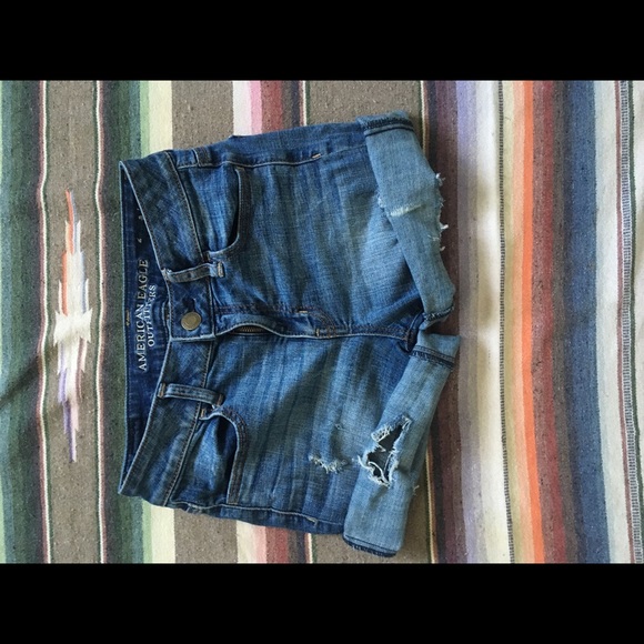 American Eagle shorts. - Picture 1 of 2